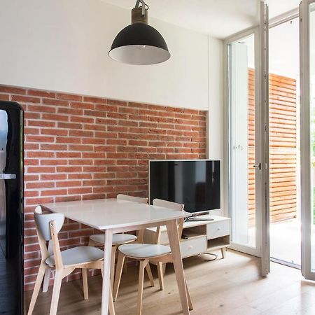 Youhosty - Monviso 32 Apartment Milan Bagian luar foto