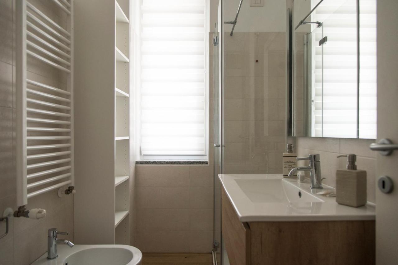 Youhosty - Monviso 32 Apartment Milan Bagian luar foto